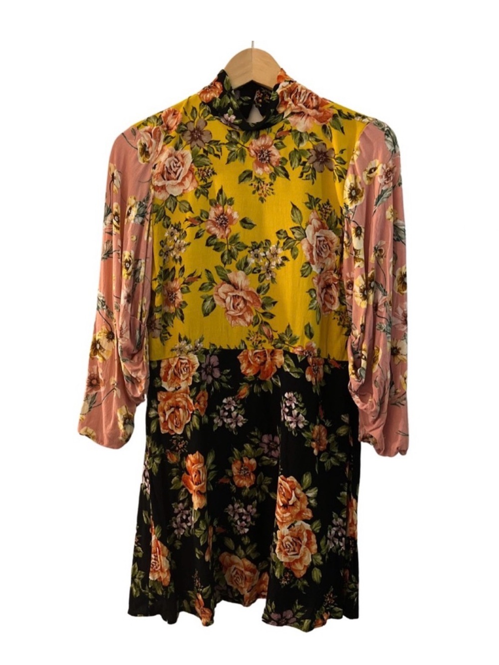 Zara Multicolour Floral Dress M 👗